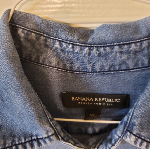 Banana Republic Top - Picture 2 of 3
